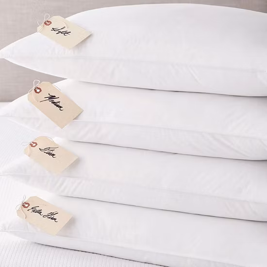 Matelas de surmatelas confortable et respirant à rembourrage alternatif en tissu de coton pour une utilisation à la maison et à l'hôtel